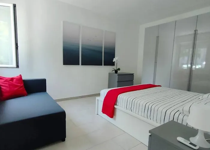 Casa Lety Con Giardino, By Affitti Brevi *