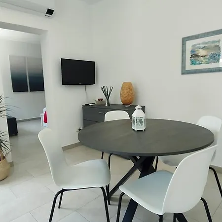 Casa Lety Con Giardino, Aria Condizionata E Wifi Apartment