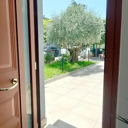 Apartment Casa Lety Con Giardino, Aria Condizionata E Wifi *