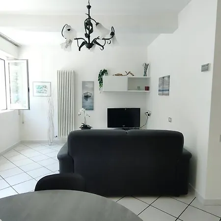 Apartment Casa Lety Con Giardino, Aria Condizionata E Wifi